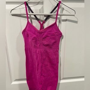 Lulu lemon women’s workout top. Pink. Size 4.